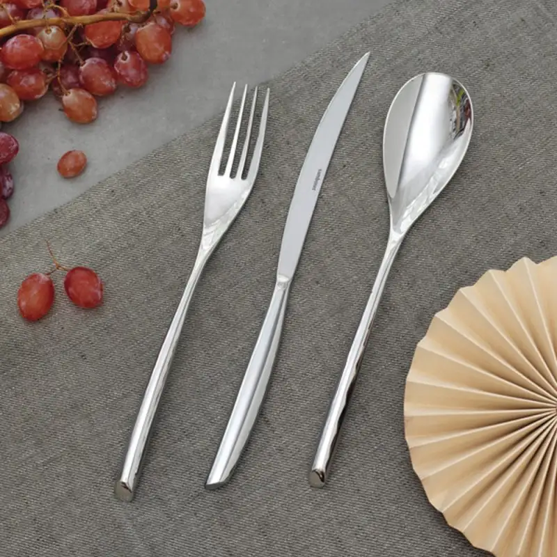 Servizio 24 Pz Monoblocco Affilato Bamboo Inox
